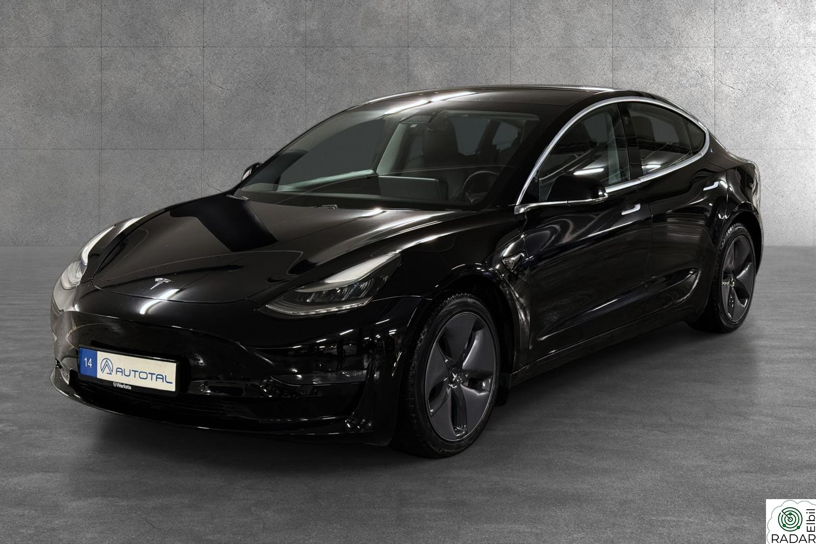 TESLA Model 3 Long Range| Dual Motor |AWD| 560km | Autopilot| Krok