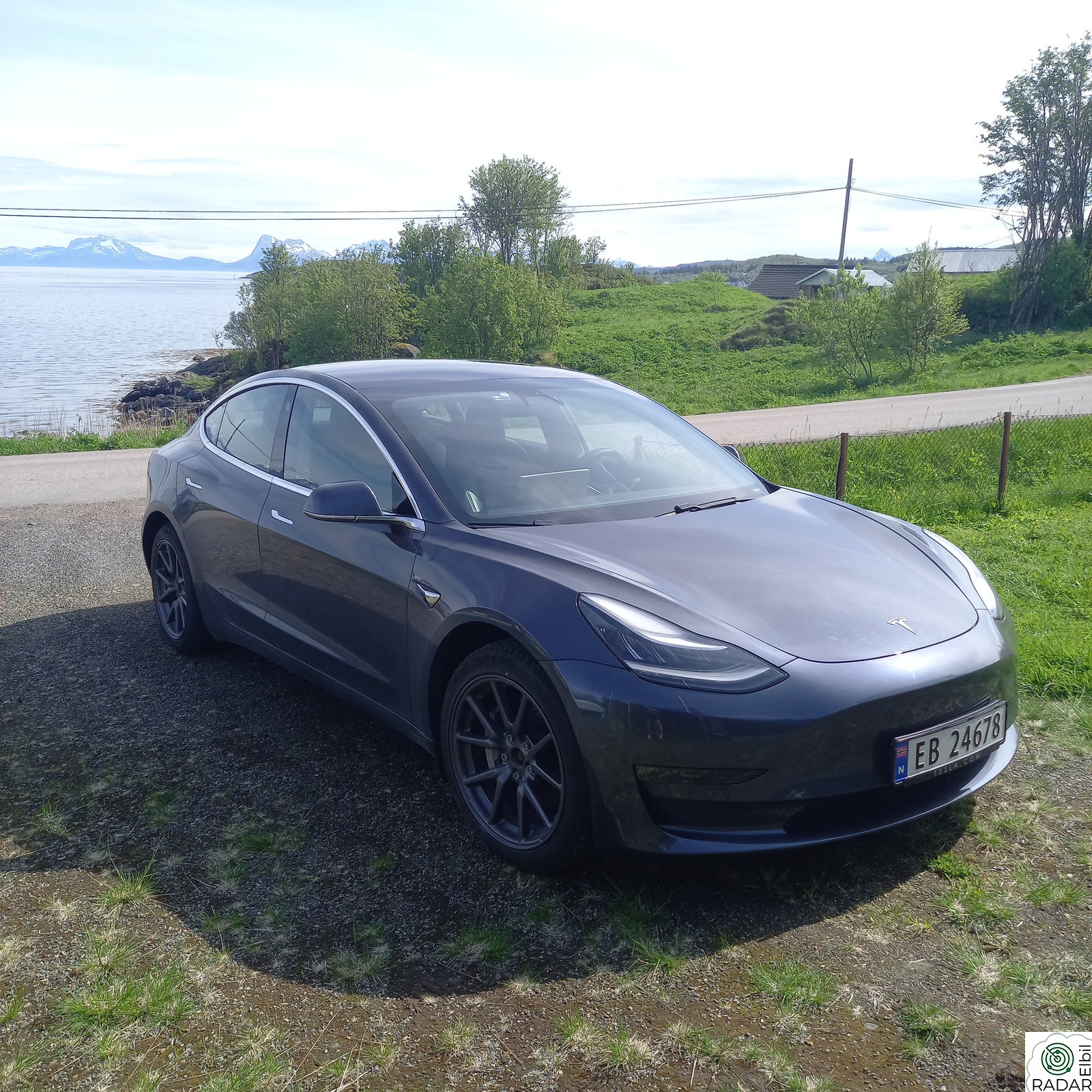 TESLA Model 3 Long Range AWD