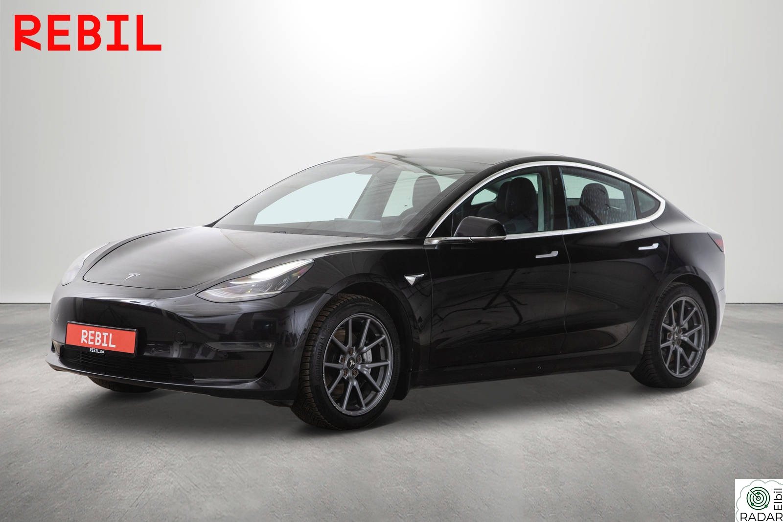 TESLA Model 3 560(WLTP)/LR/AWD/Navi/R.kamera/Pano/AP/Memory