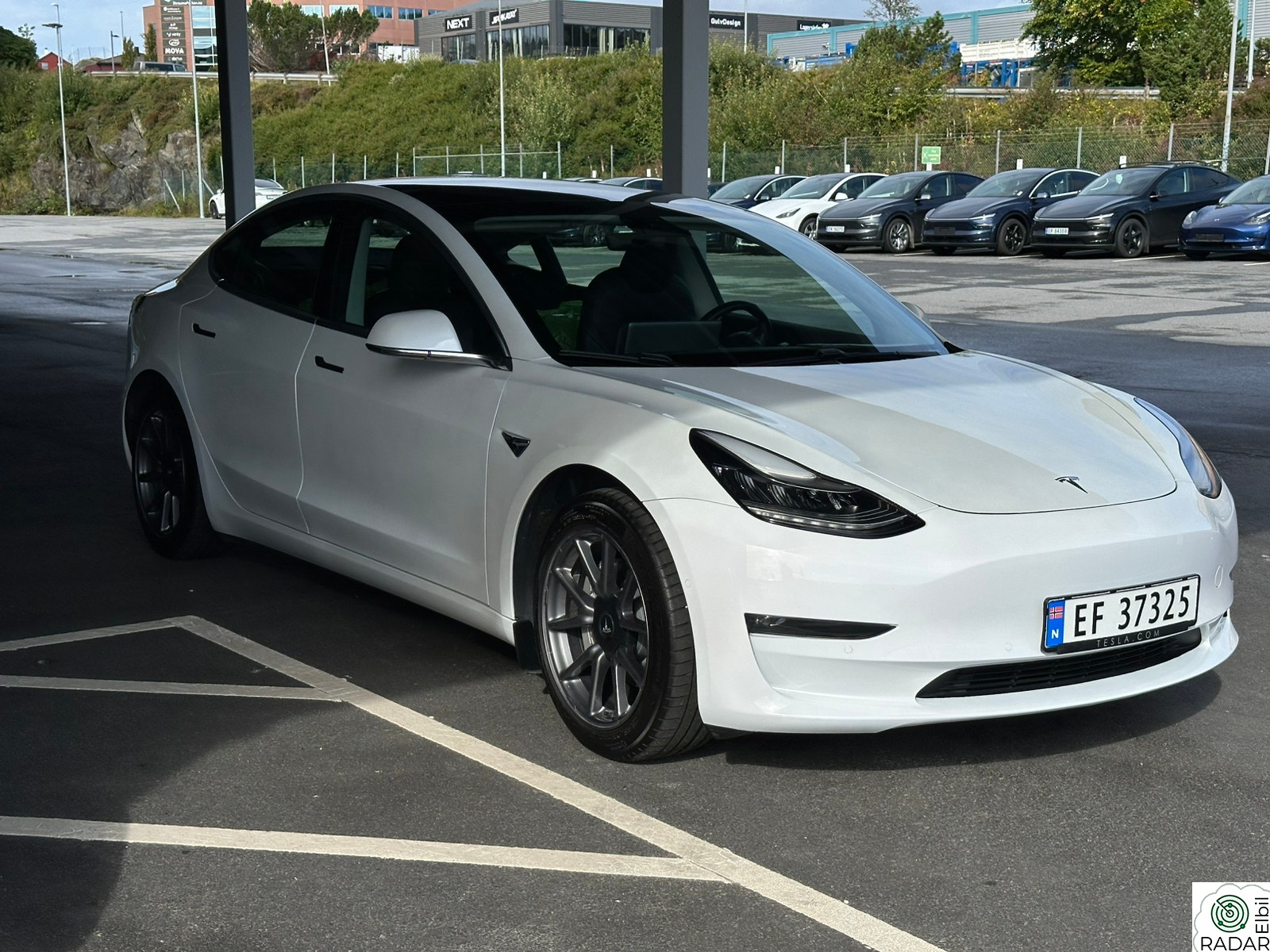 TESLA Model 3 Long Range AWD 498 hk Utvidet fabrikkgaranti