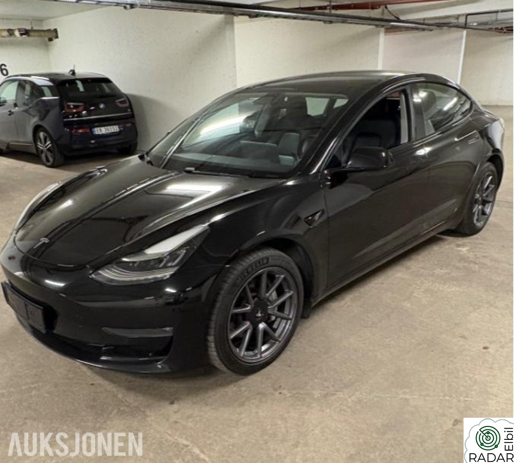 TESLA Model 3 Long Range AWD AUTOPILOT PREMIUM LYD FACELIFT S+V DEKK