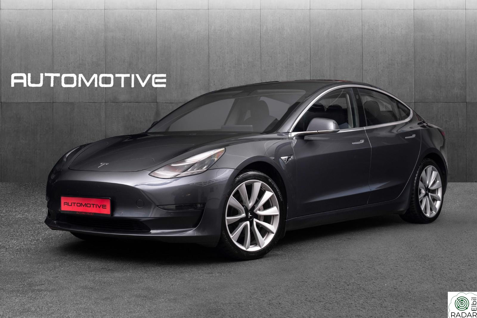 TESLA Model 3 Long Range / AWD / 560 km / EAP / SUMMON ++