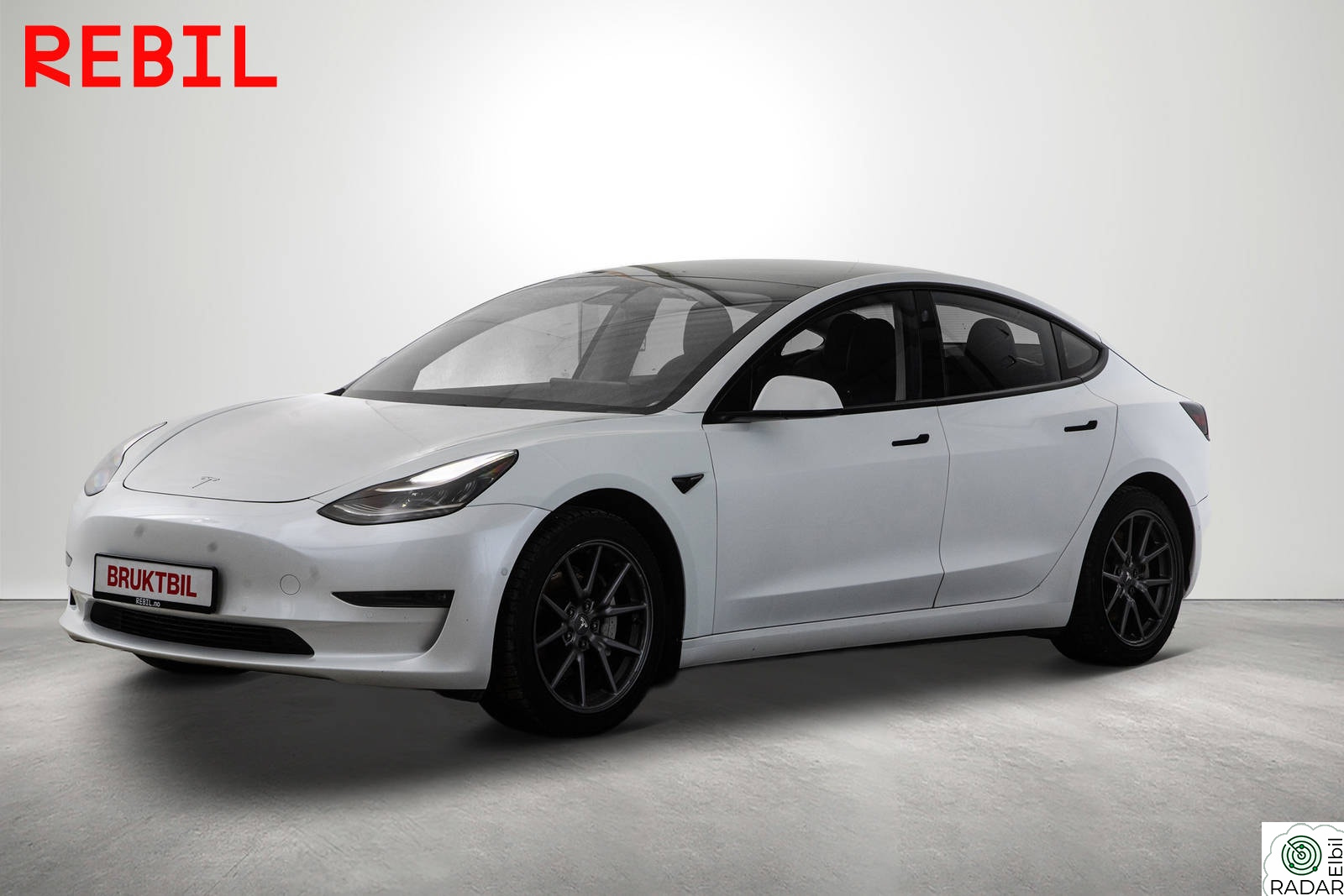 TESLA Model 3 580km(WLTP)/LR/AWD/MCU2/Navi/R.kam/Pano/AP/V.pumpe