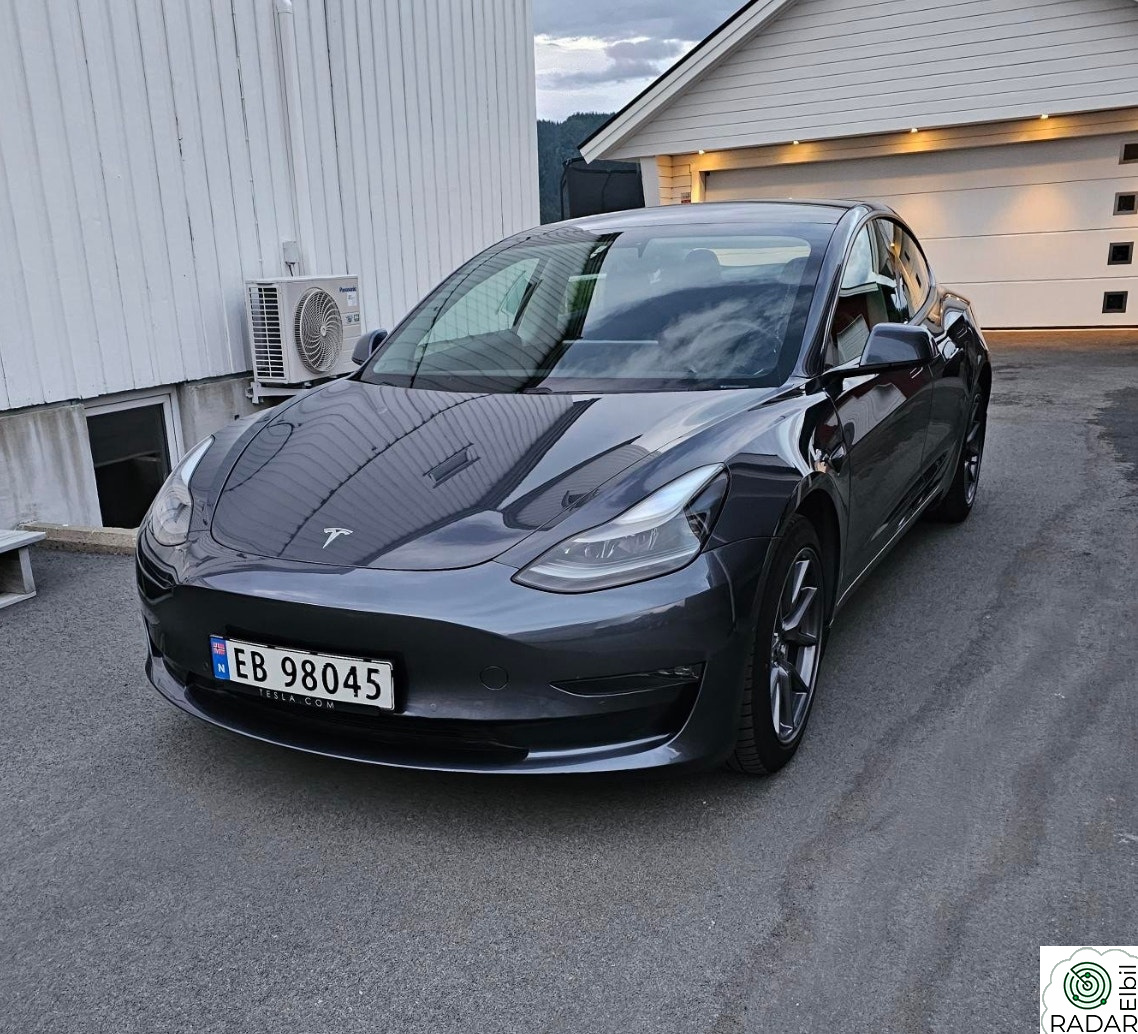TESLA Model 3 -LR-AWD-Garanti-Hengerfeste-Premium-Innbytte