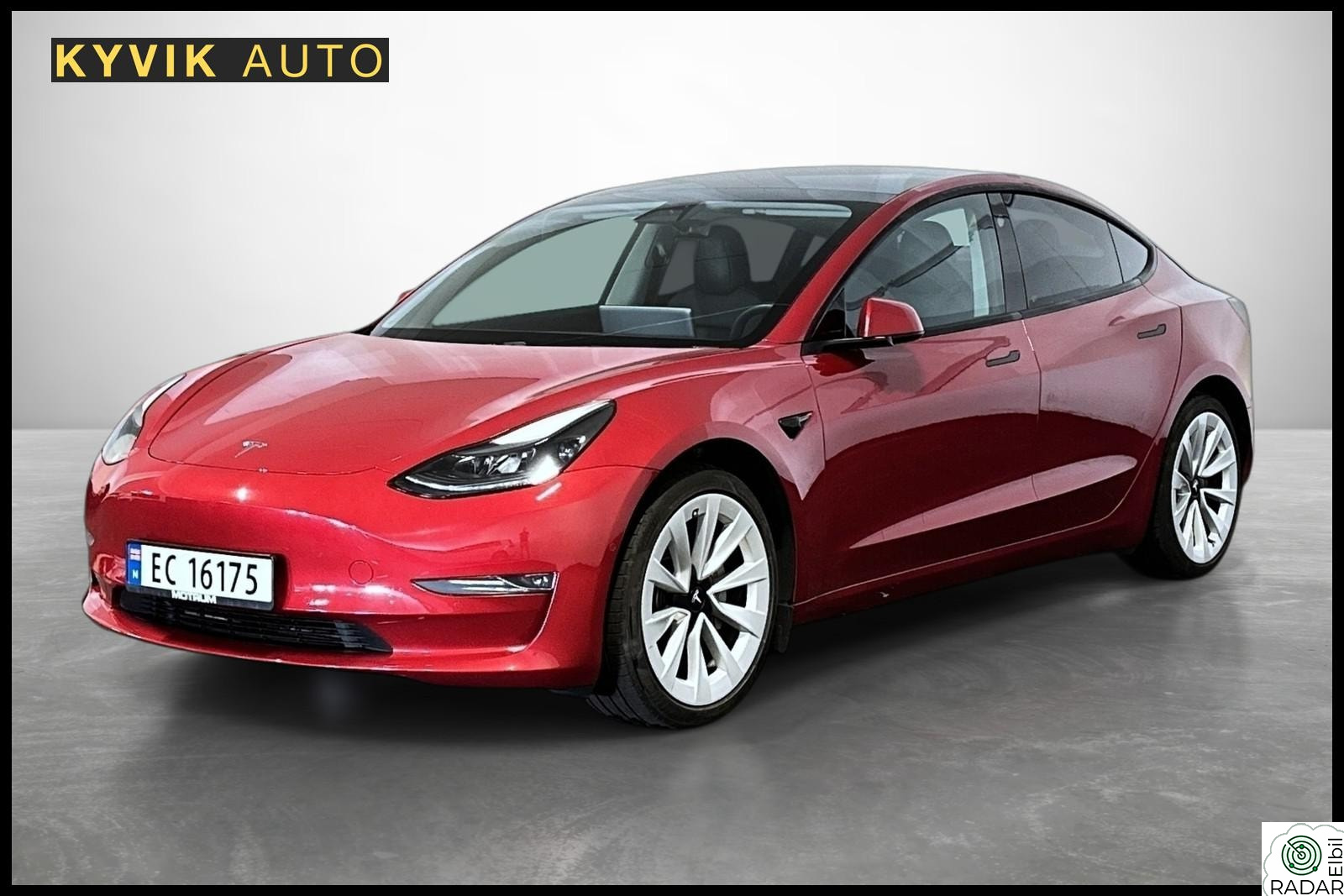 TESLA Model 3 Long Range / AWD / KROK / PANO / EU.27+++