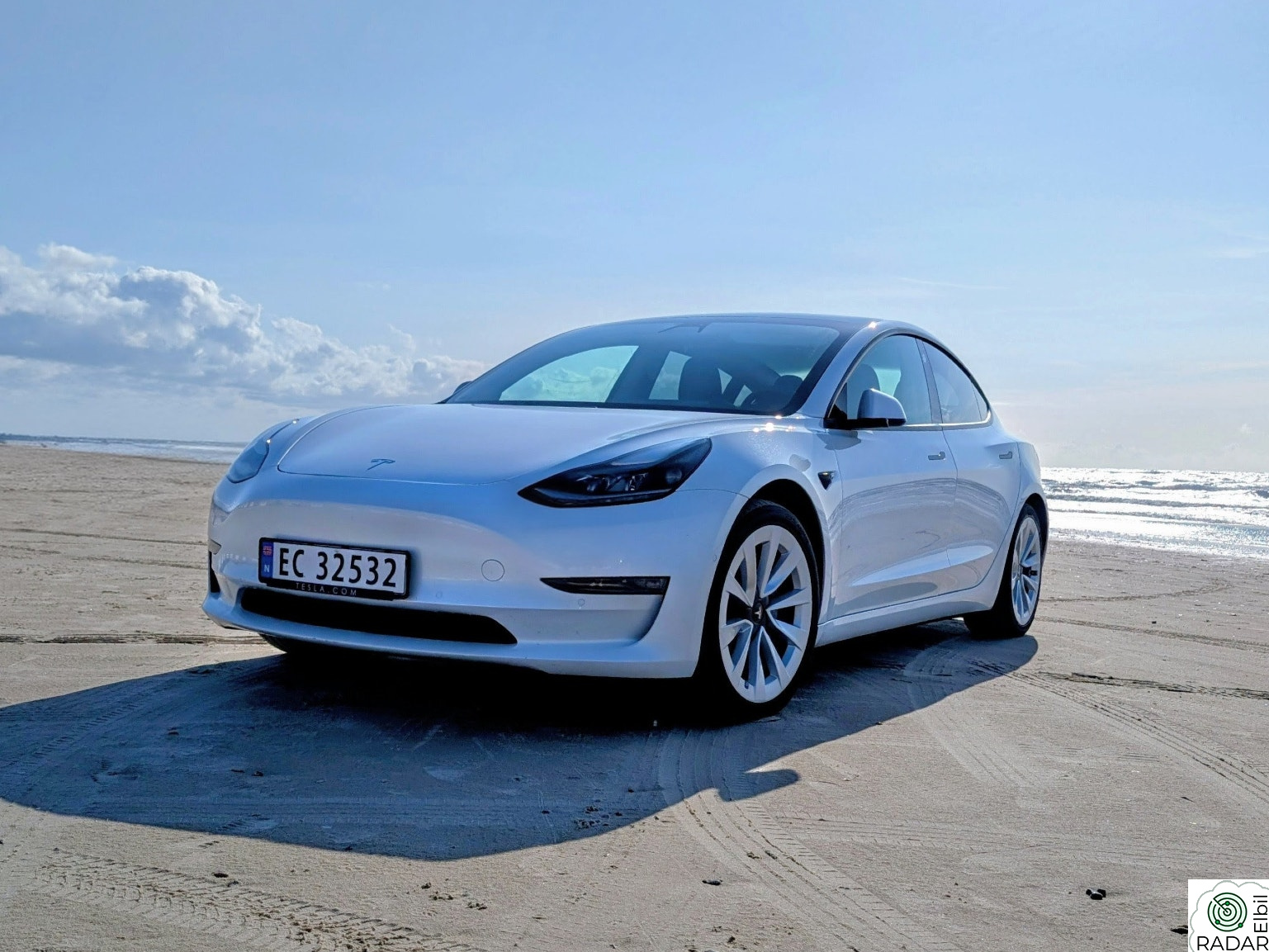 TESLA Model 3 Long Range AWD