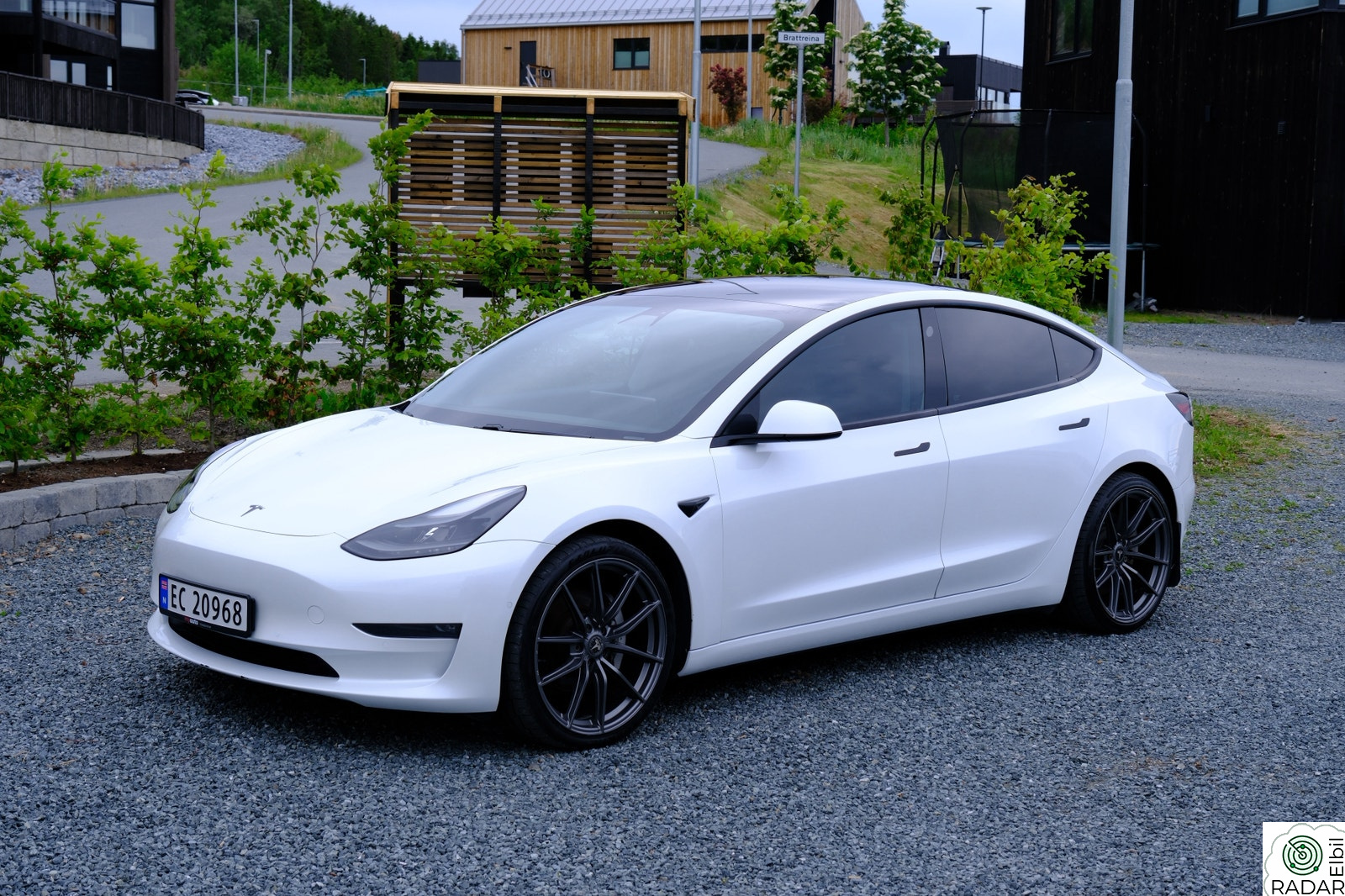 TESLA Model 3 Long Range AWD