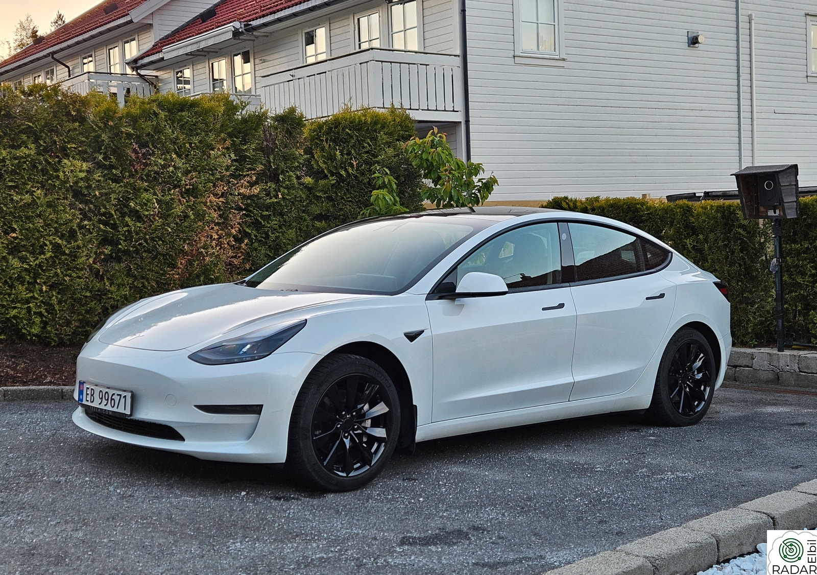 TESLA Model 3 Long Range AWD