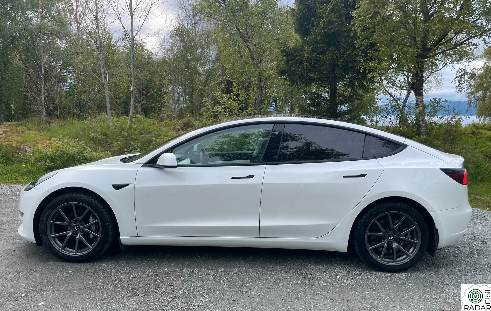 TESLA Model 3 Long Range AWD
