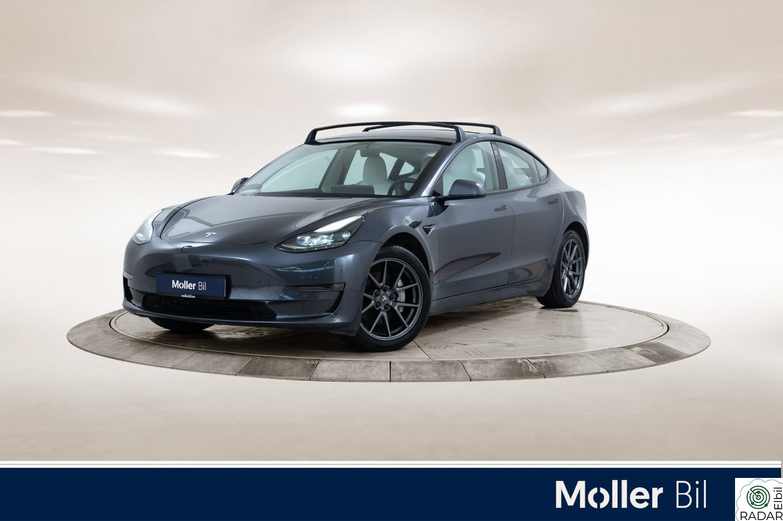 TESLA Model 3 Long Range AWD - 360Kam, Pano, Autopilot