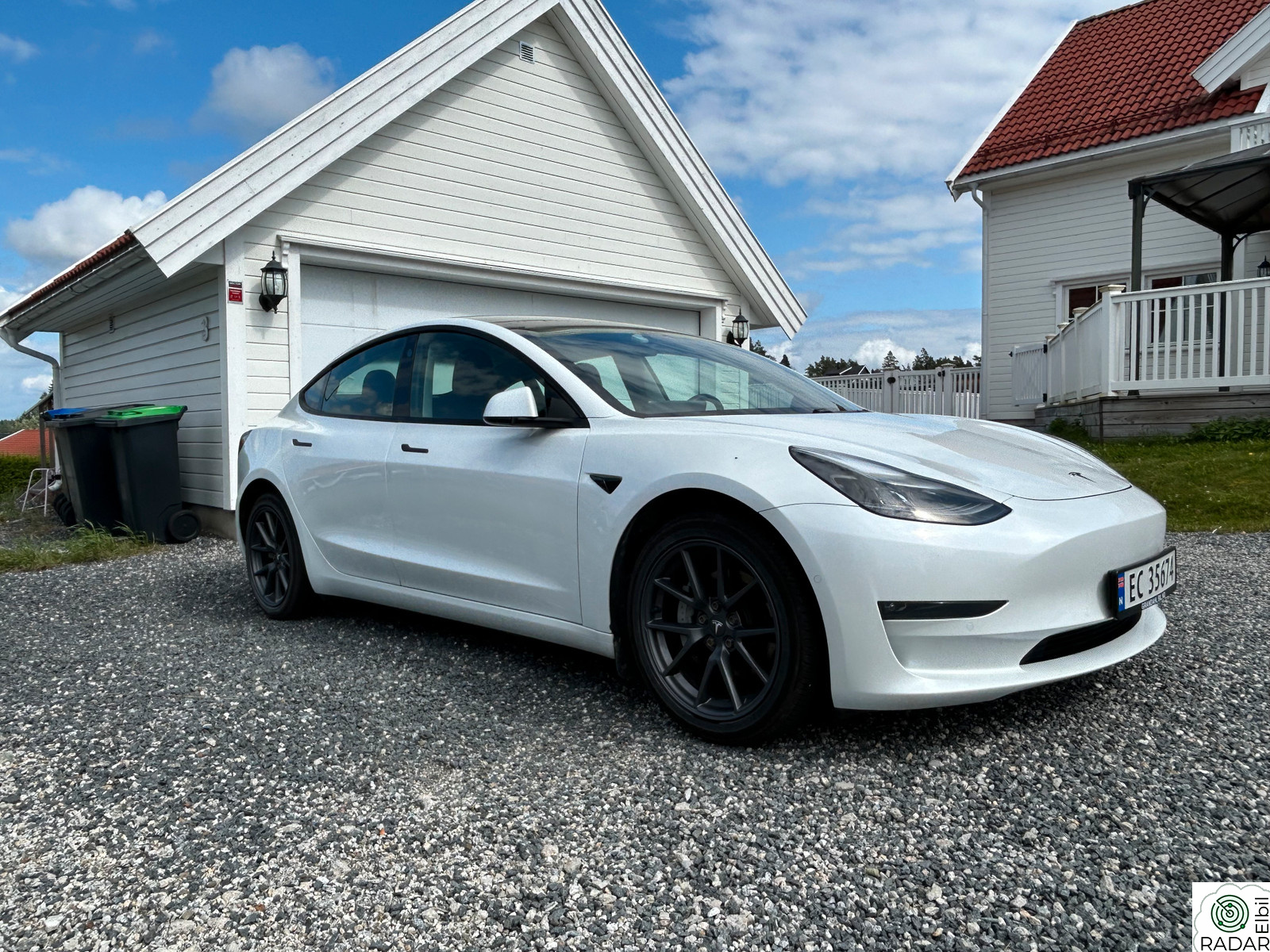 TESLA Model 3 Long Range AWD, AP, Hengerfeste, skinn, Ditec