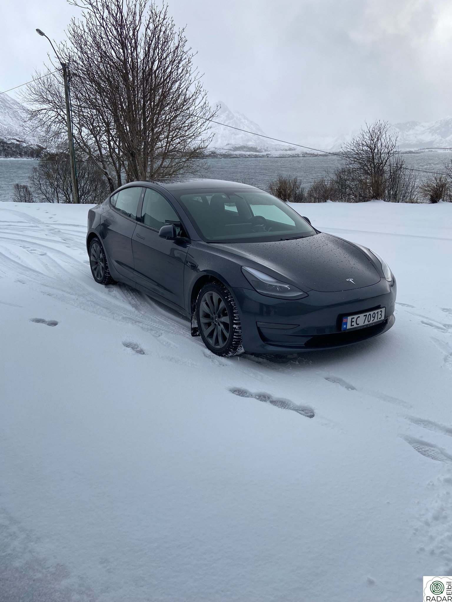 TESLA Model 3 Long Range AWD
