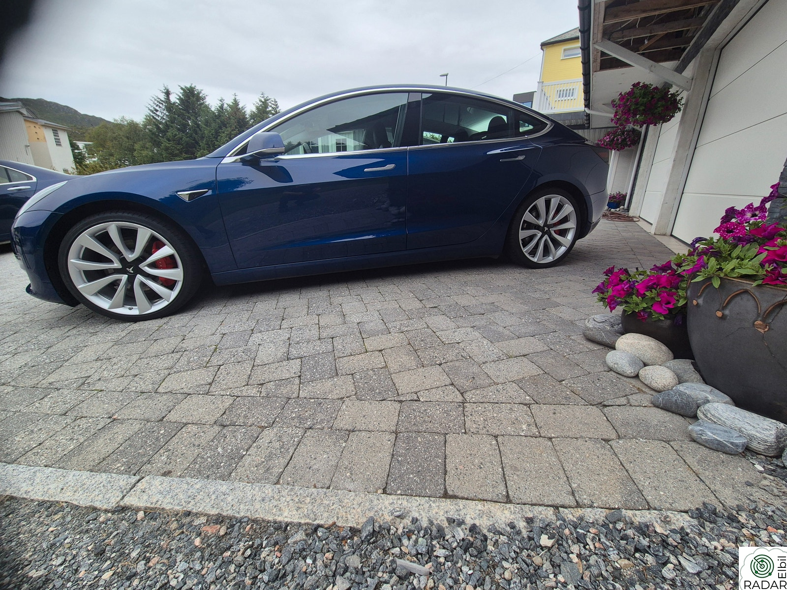 TESLA Model 3 Performance AWD