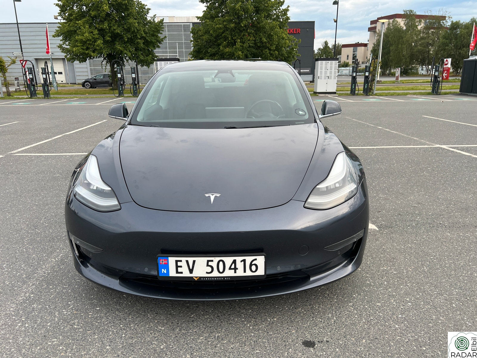 TESLA Model 3 Long Range AWD
