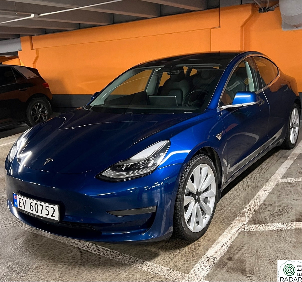 TESLA Model 3 Long Range AWD