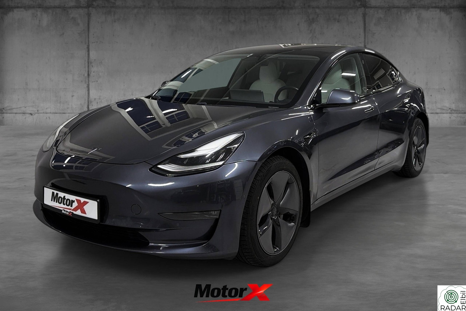 TESLA Model 3 LAV KM | LONG RANGE AWD | PREMIUM | HVITT SKINN | AUTOP