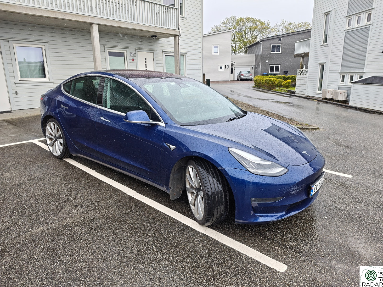 TESLA Model 3 Performance AWD
