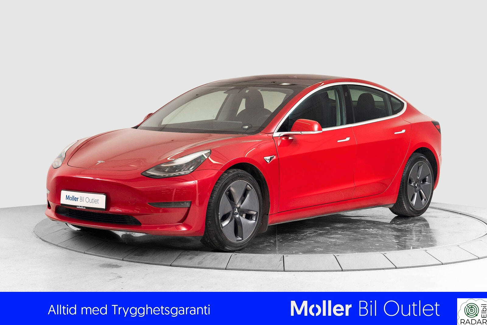 TESLA Model 3 Long Range AWD - R.kam, Pano, Navi, ACC