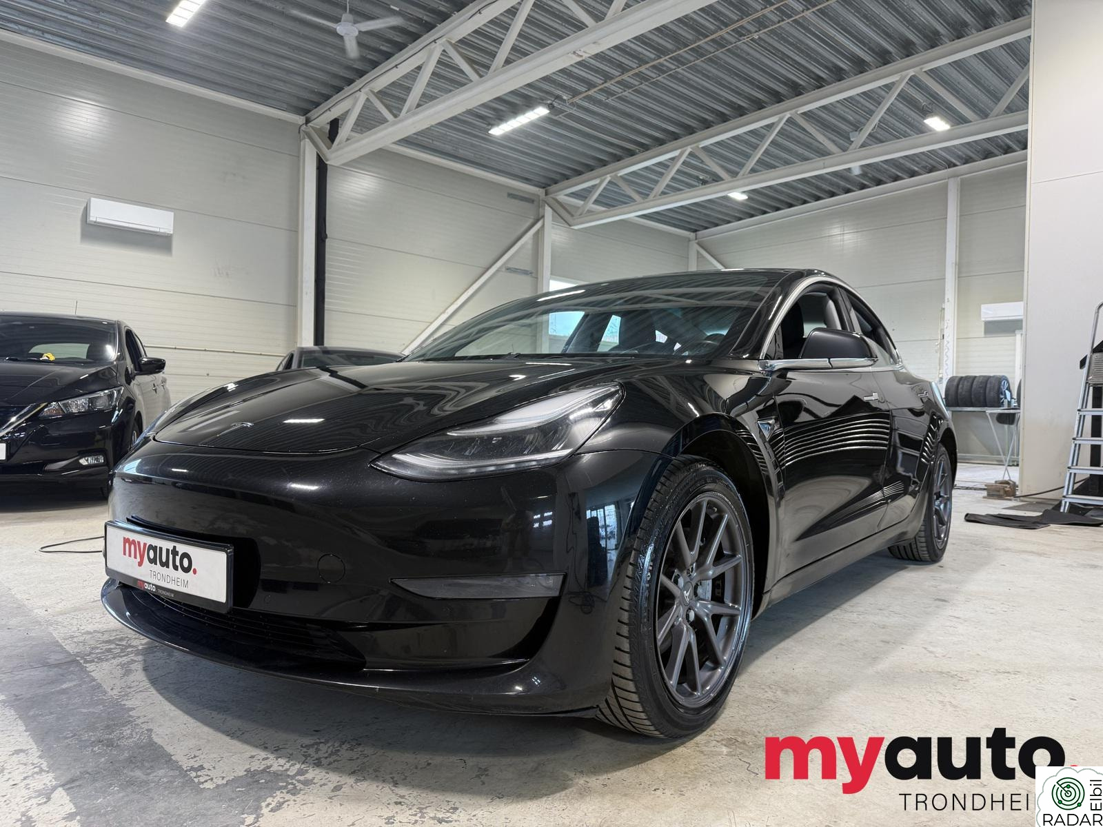 TESLA Model 3 LR/476Hk/Skinn/Navi/DAB+/Panorama/Krok ++