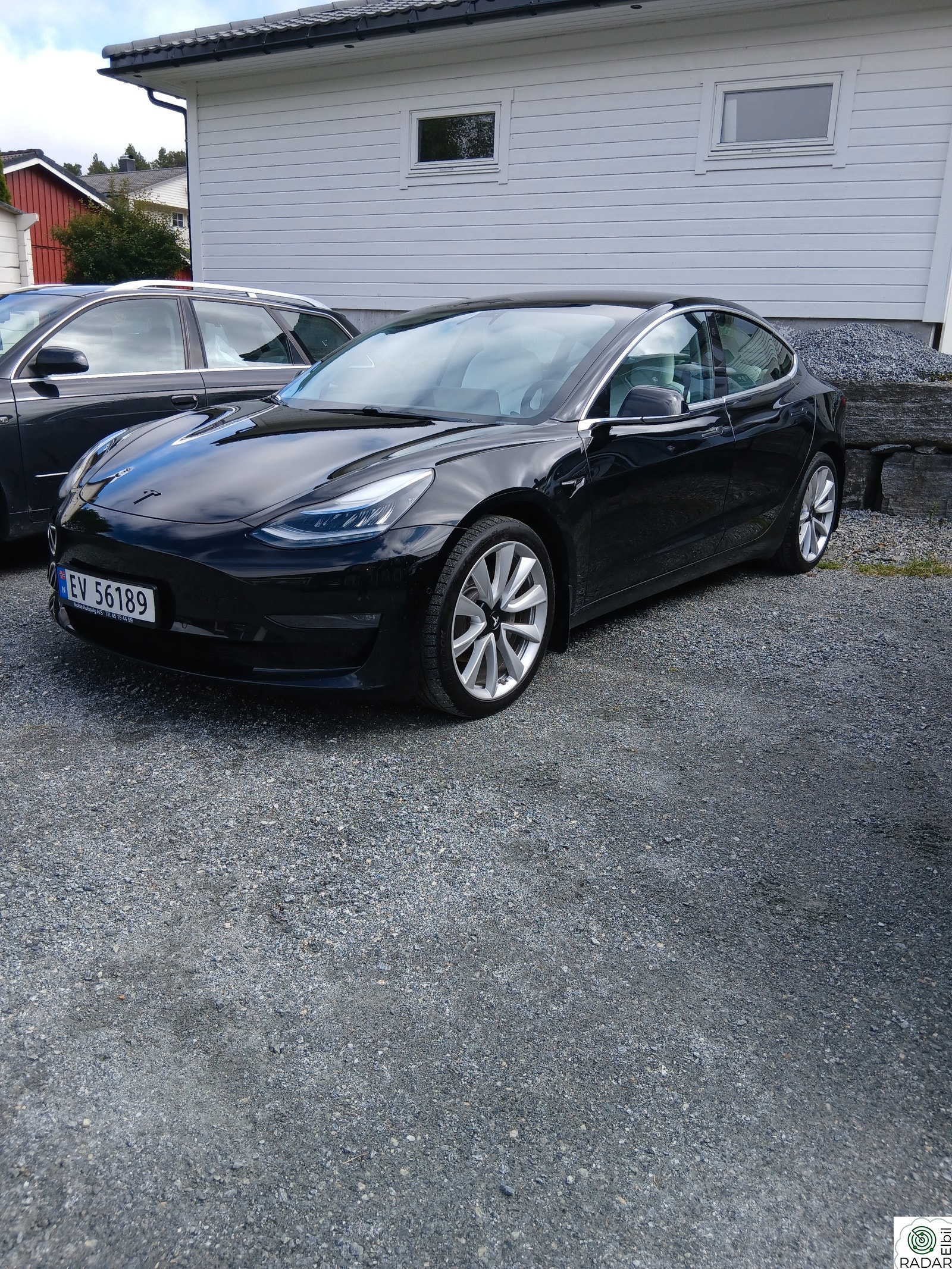 TESLA Model 3 Long Range AWD
