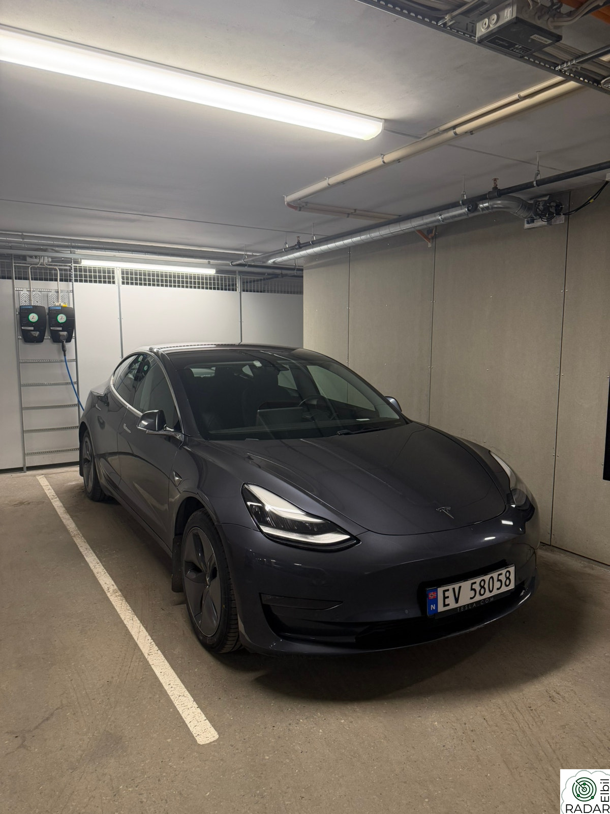 TESLA Model 3 Long Range AWD