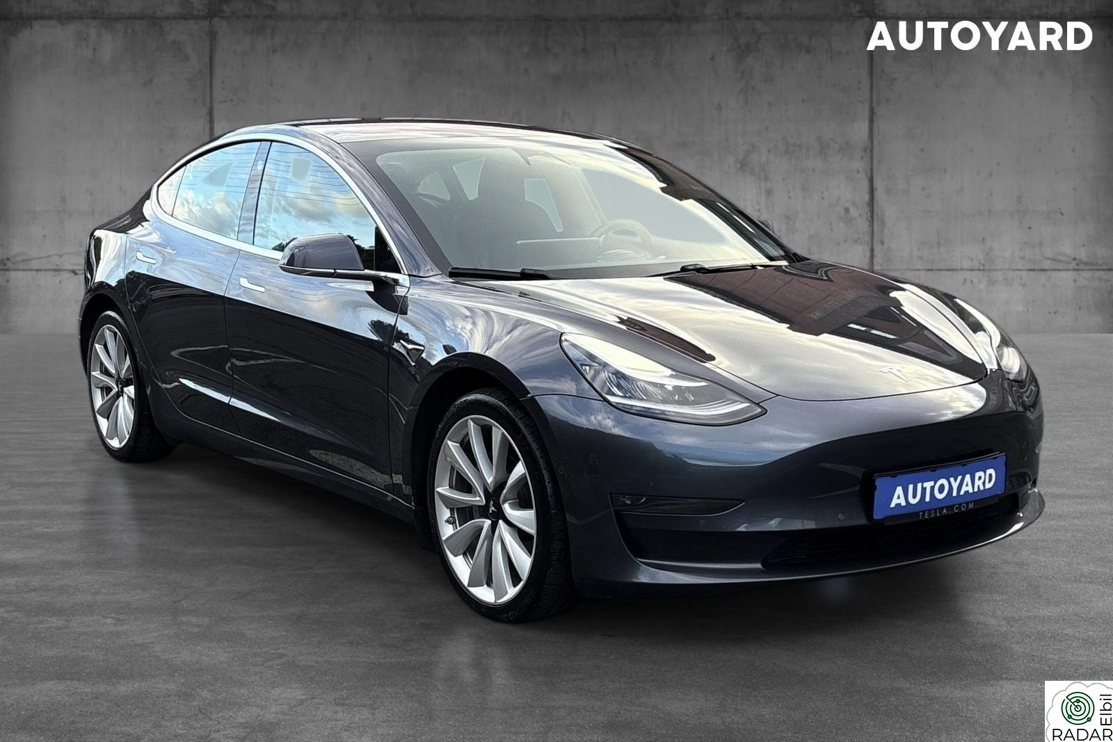 TESLA Model 3 LONG RANGE AP PREMIUM HIFI 19´SPORT INNBYTTE
