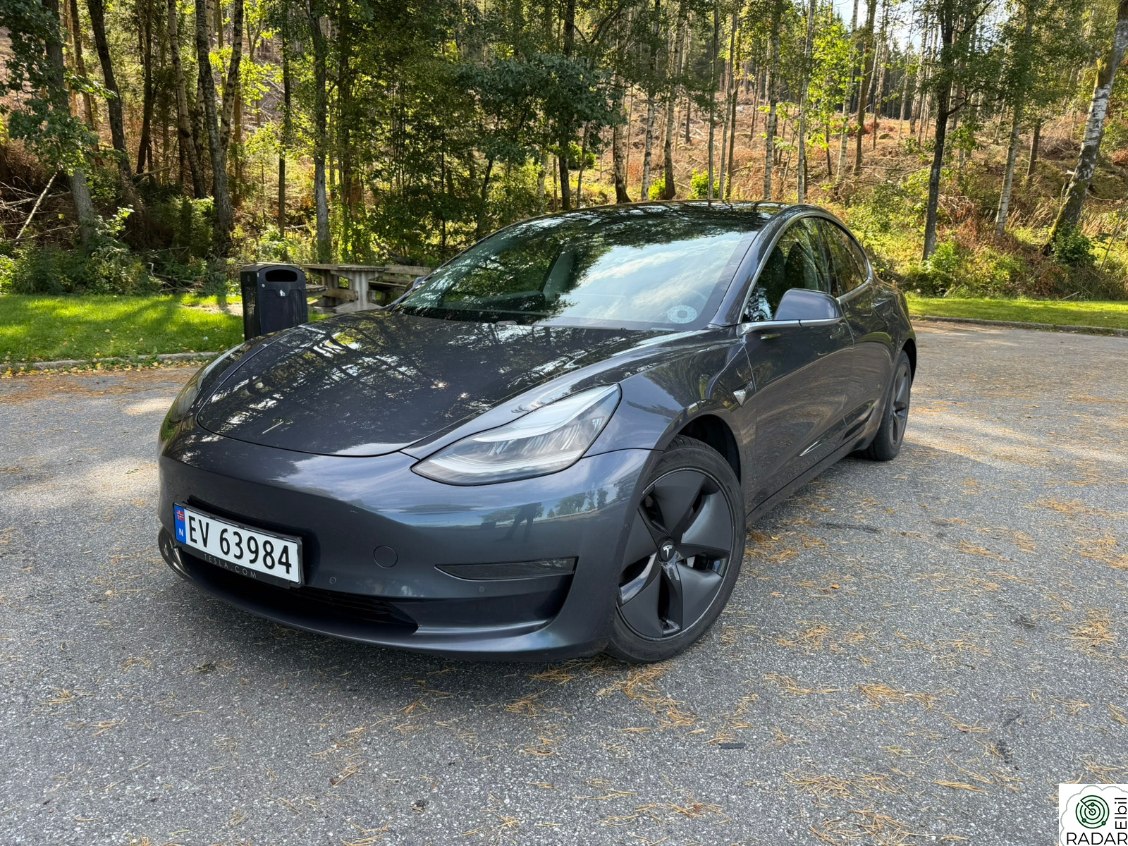TESLA Model 3 Long Range AWD