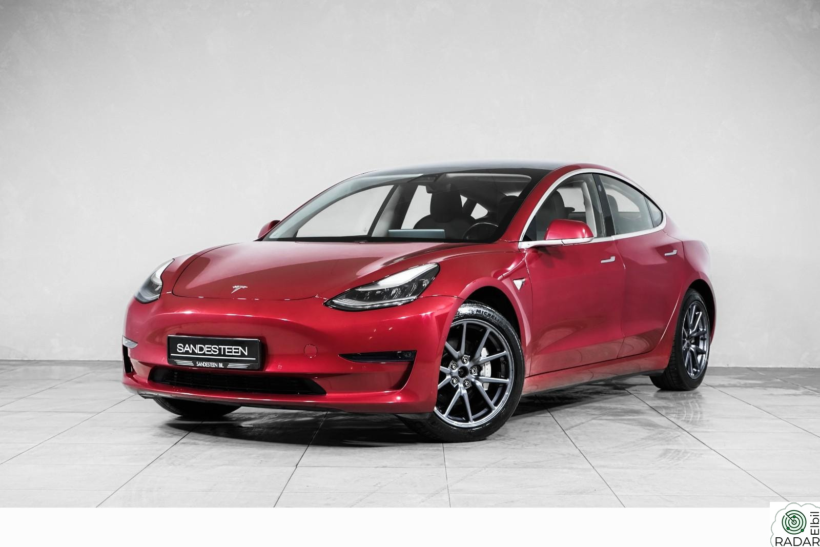 TESLA Model 3 560KM WLTP LONG RANGE/PANORAMA/KEYLESS/VINTERPAKKE