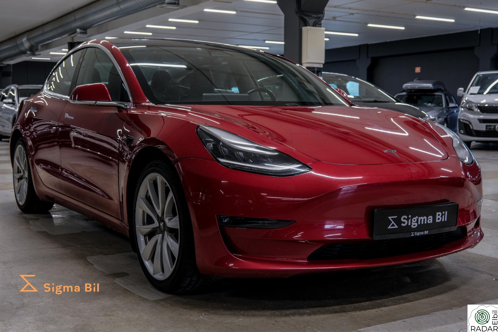 TESLA Model 3 560WLTPLong Range AWD Pano FSD Premium lyd Skinn +++