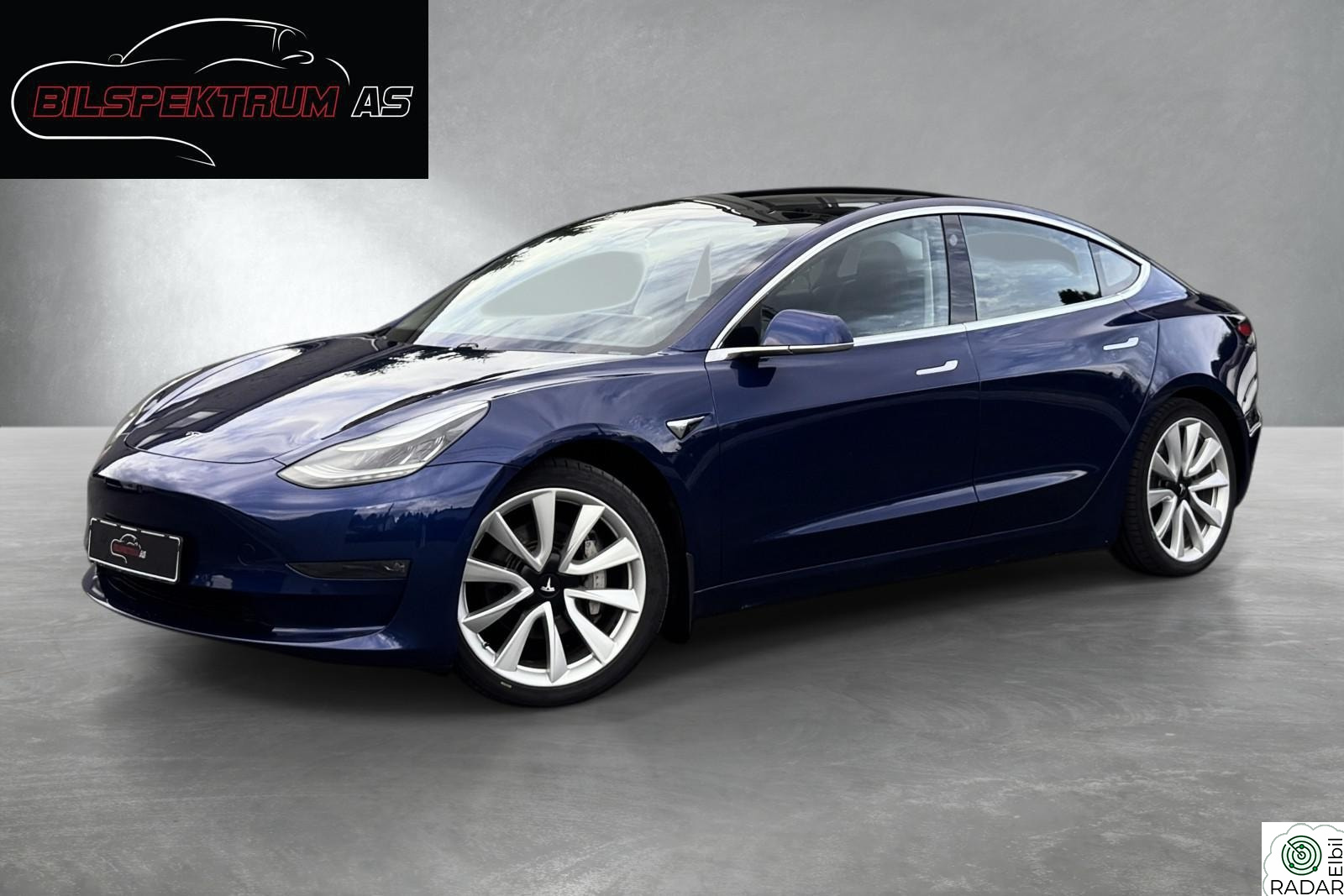 TESLA Model 3 Long-Range AWD // FSD, Krok, Premium, Autopilot, +