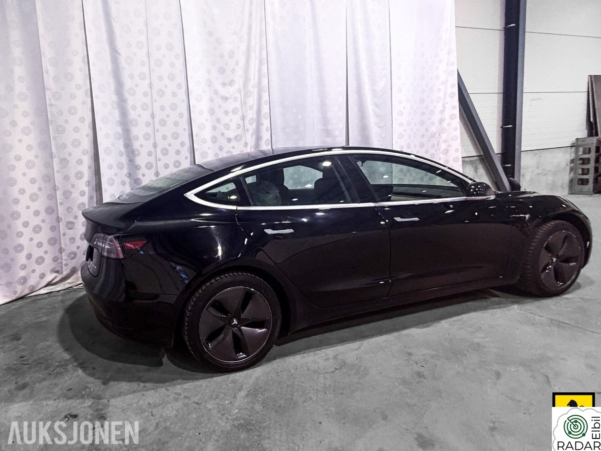 TESLA Model 3 LR AWD ACC AUTOPILOT PREMIUM LYD & INTERIØR FJERNLYSASS