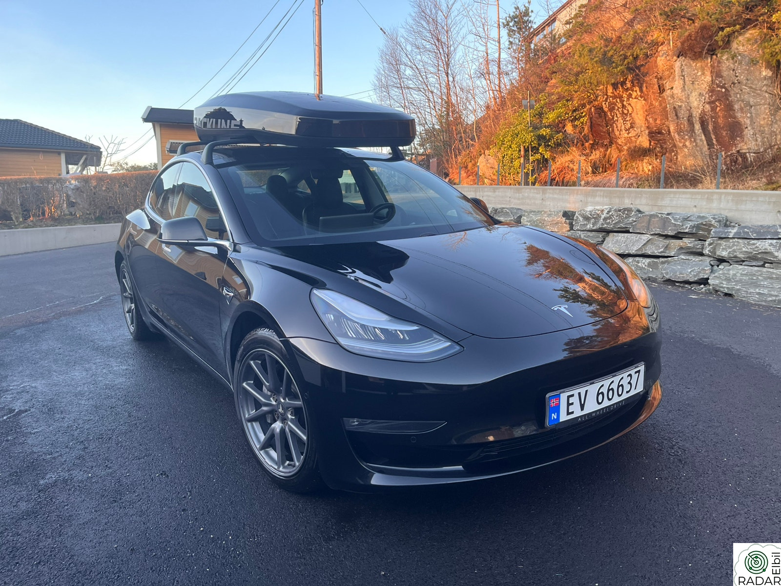 TESLA Model 3 Long Range AWD