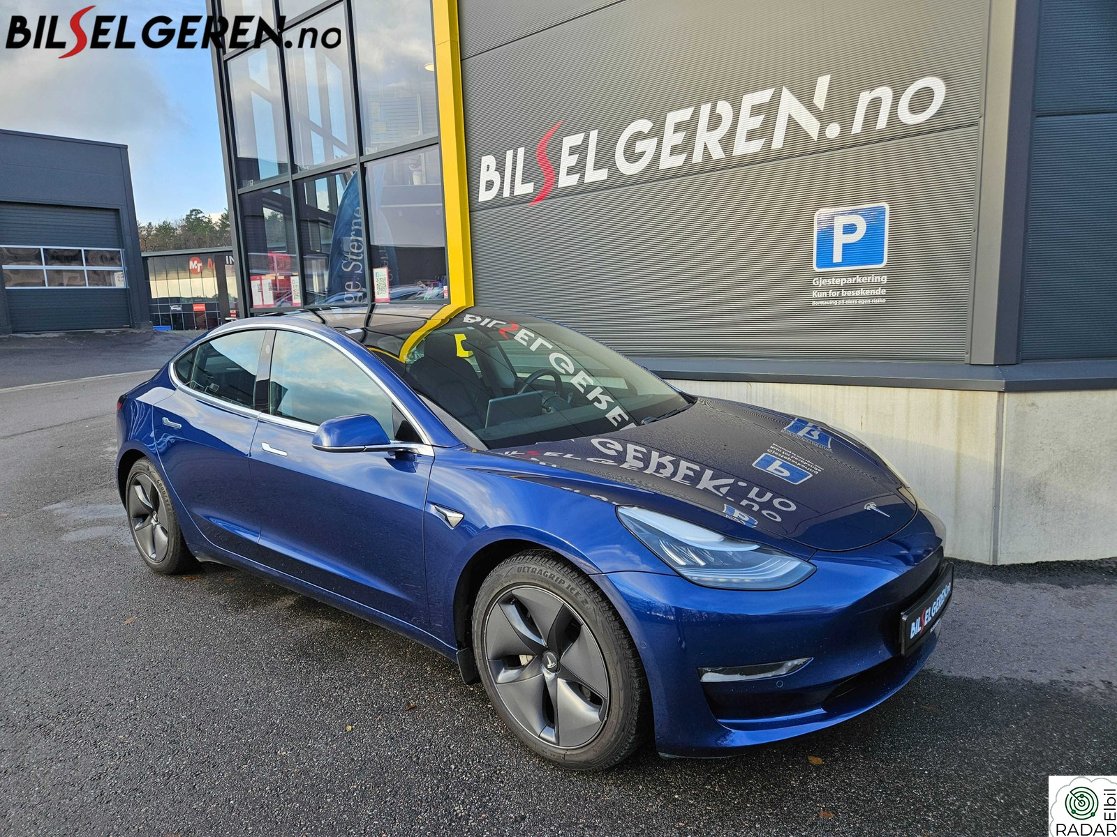 TESLA Model 3 Long Range | AWD | Premium LYD | Autopilot | Skinn