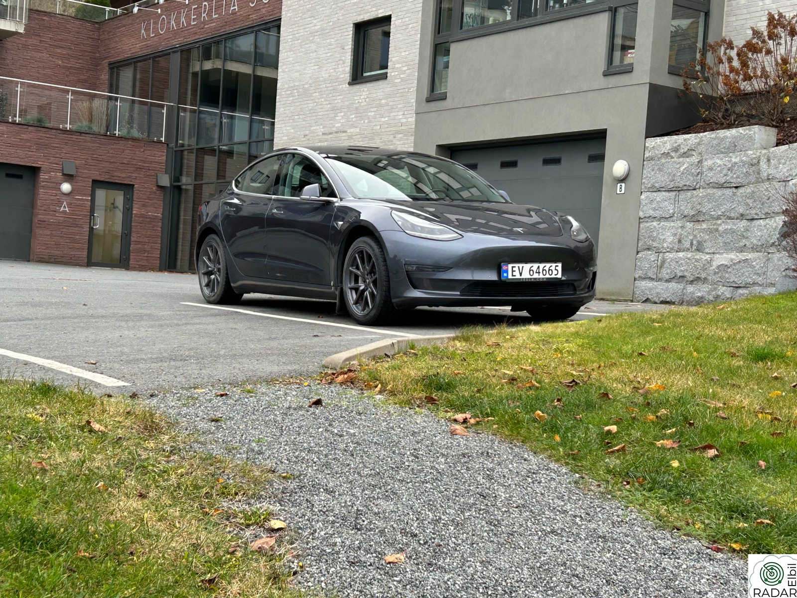 TESLA Model 3 Long Range AWD