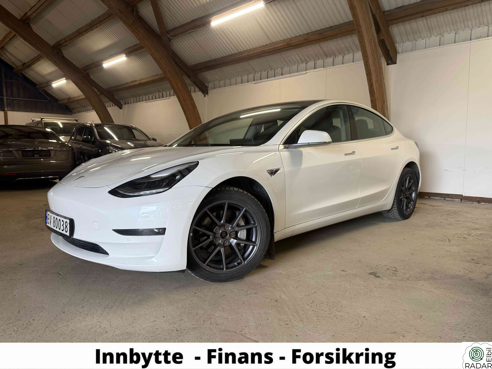 TESLA Model 3 LONG RANGE - 1 EIER - NYLIG EUGODKJENT til april 2027