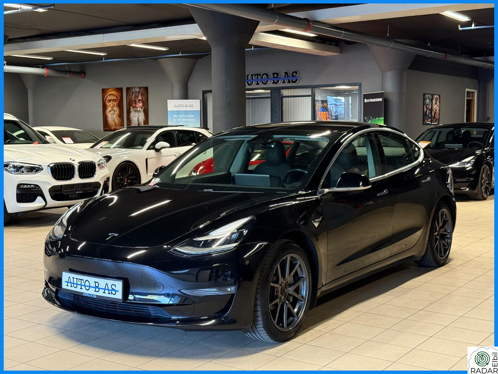 TESLA Model 3 LR / AWD / Premium