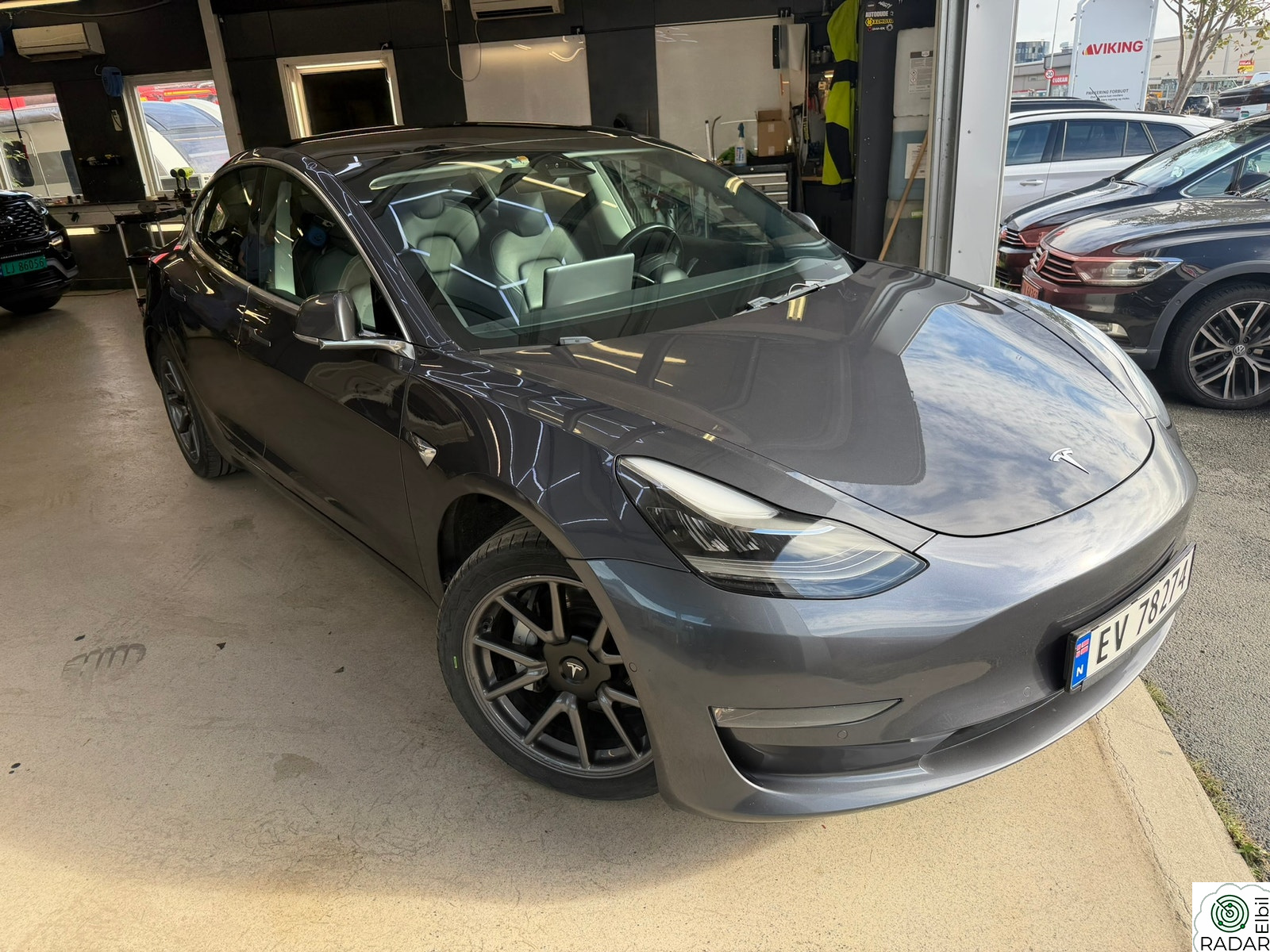 TESLA Model 3 Long Range AWD