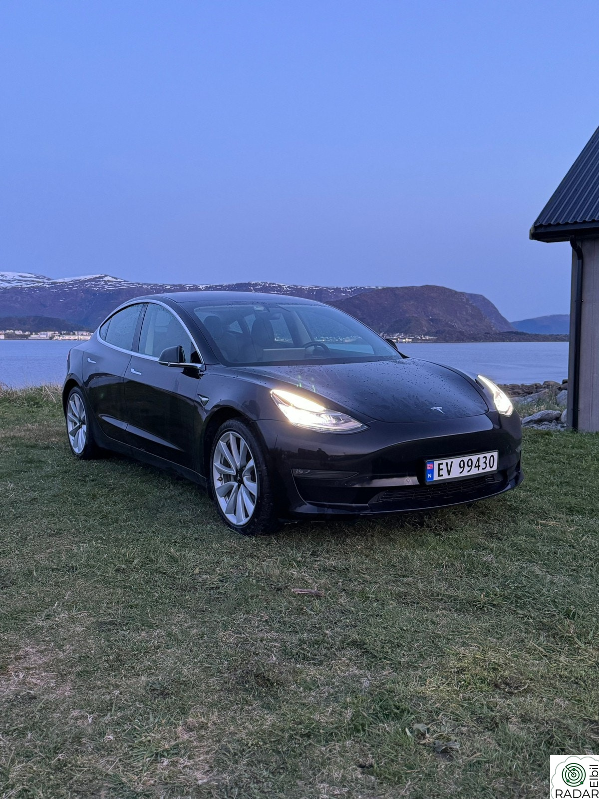 TESLA Model 3 MODEL 3 «base» performance
