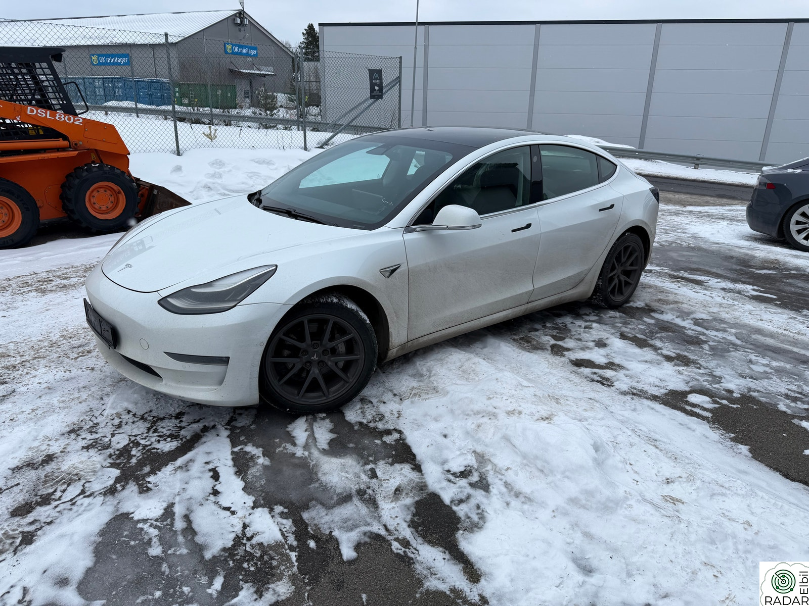 TESLA Model 3 LONG RANGE AWD,PREMIUM LYD,EU-OK 6-2027