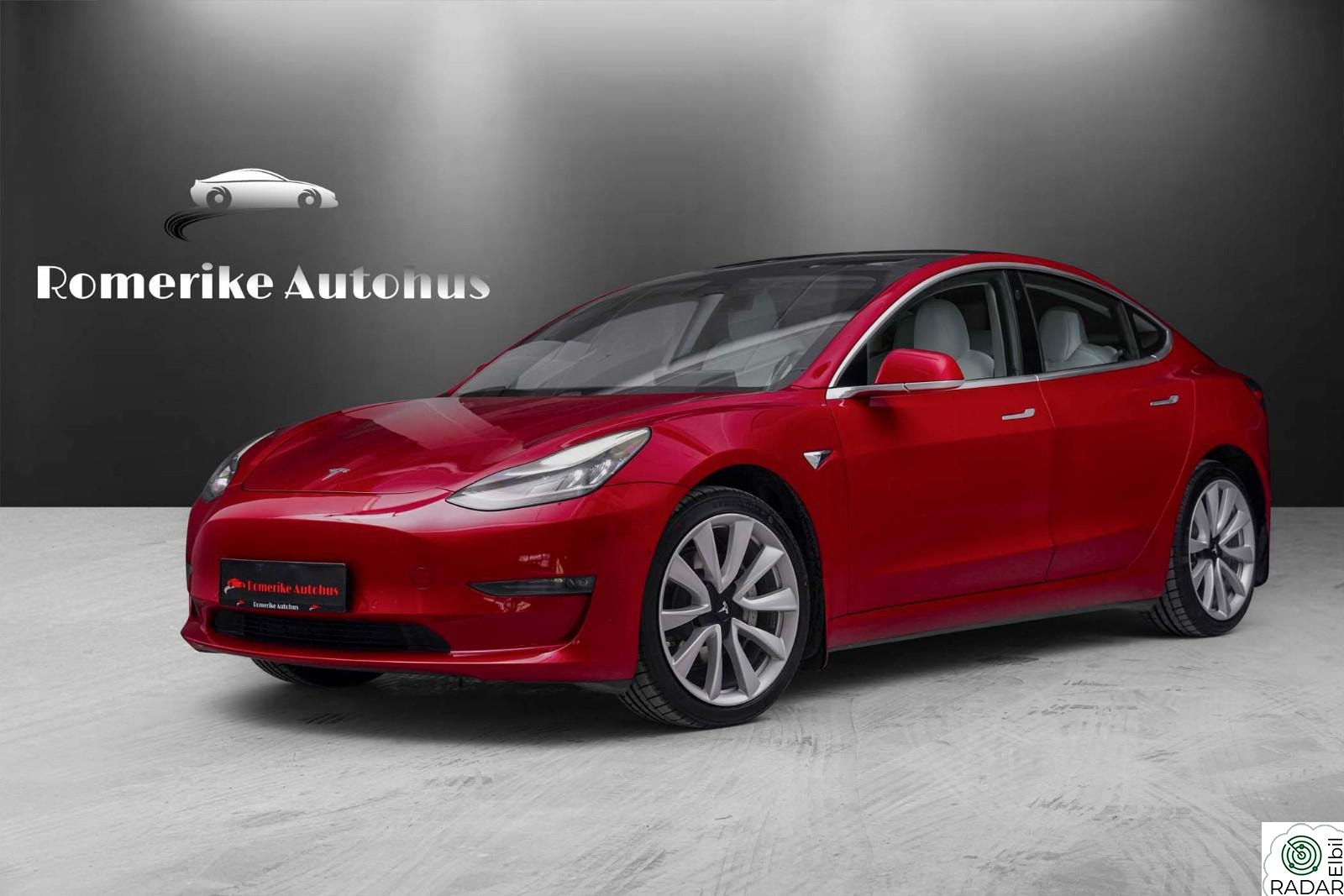 TESLA Model 3 Long Range AWD // Autopilot, PremiumLyd, Hengerfeste+++