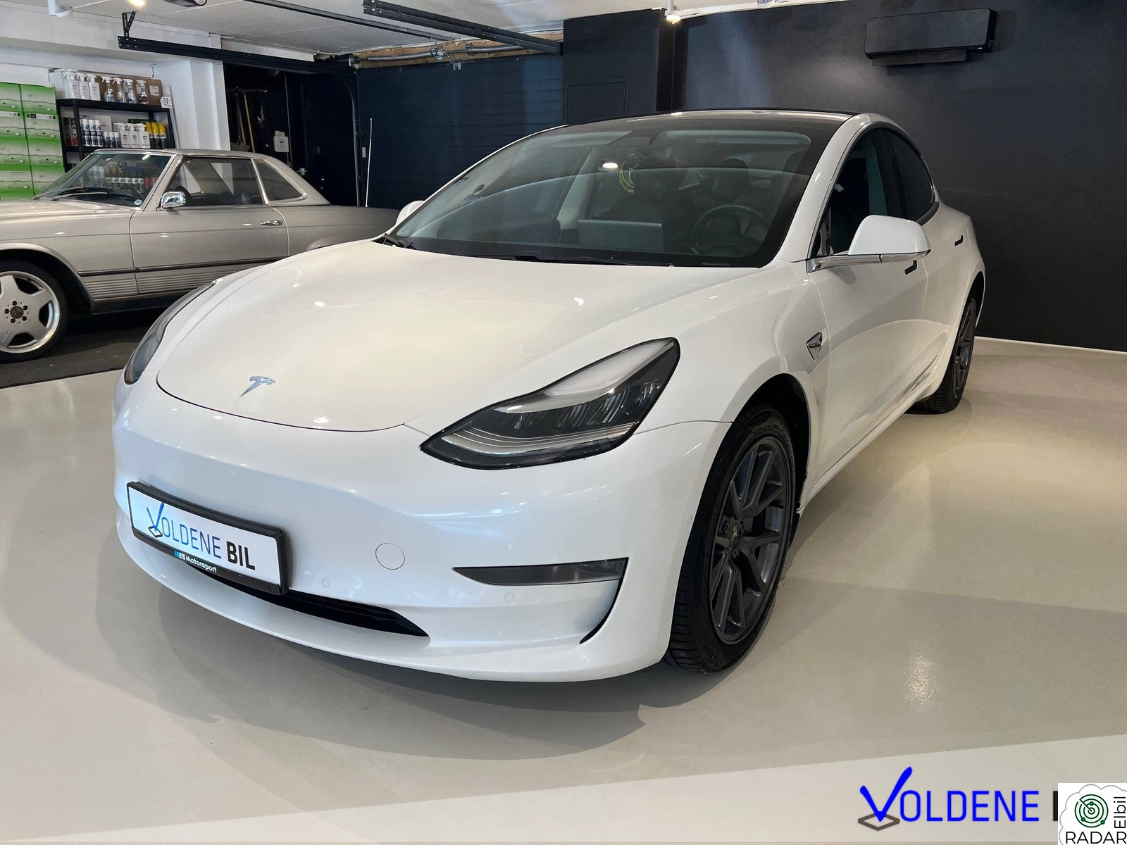 TESLA Model 3 4X4/560 WLTP/cpf1/Full Self-Driving apf2 /Krok