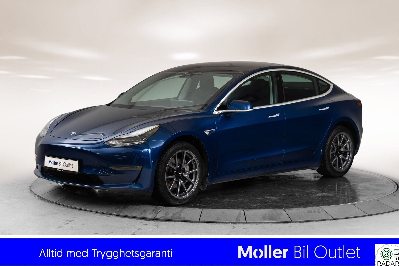 TESLA Model 3 Long Range AWD - Krok, Autopilot, Pano, 360Kam
