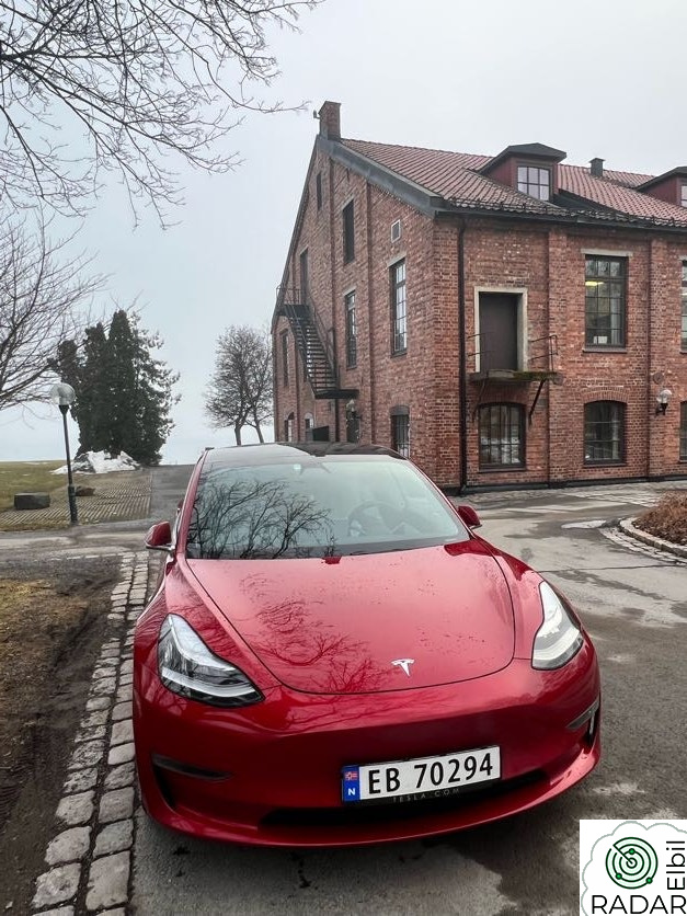 TESLA Model 3 Long Range AWD