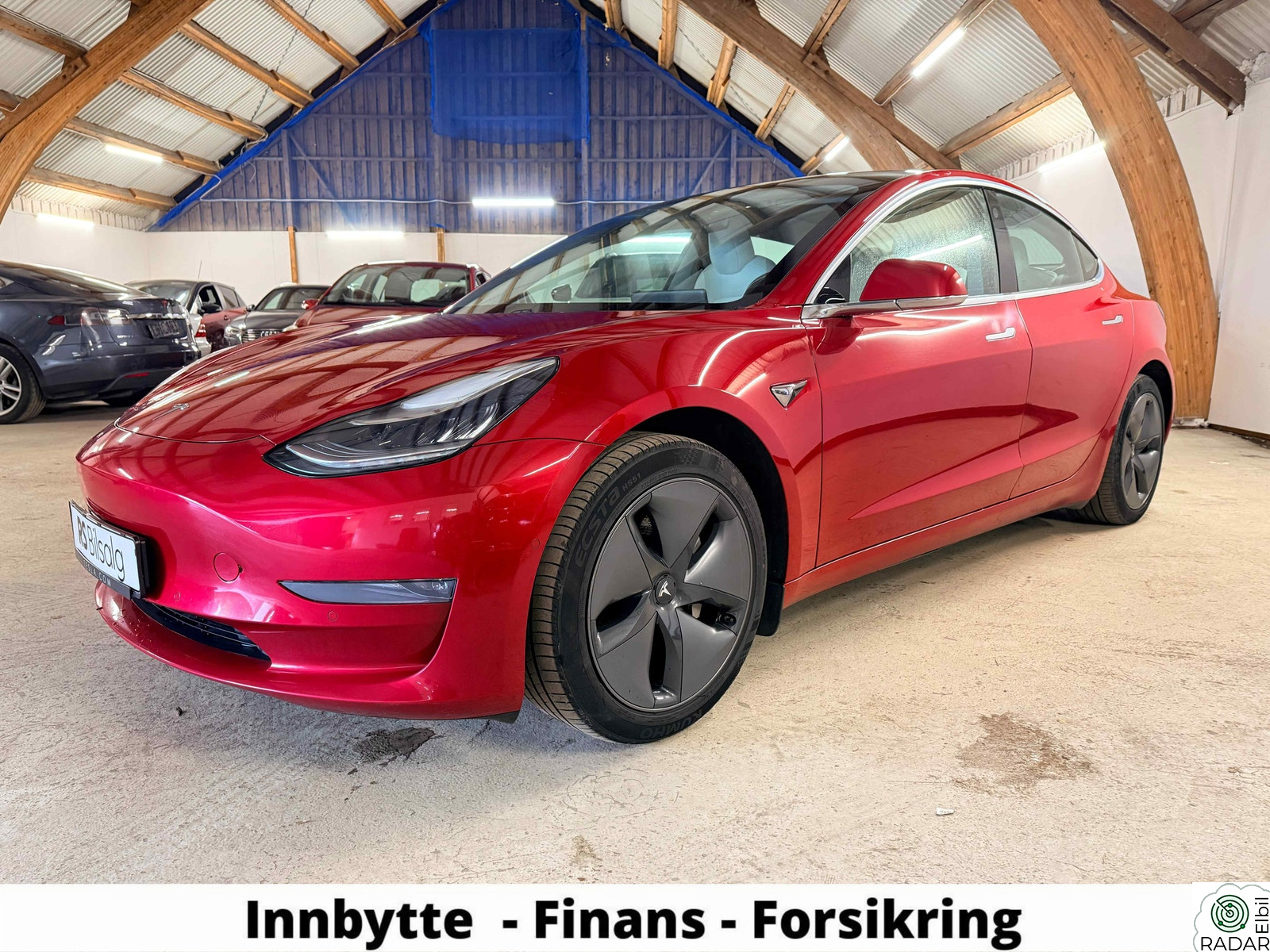 TESLA Model 3 LONG RANGE - AWD - HVITE SKINNSETER - PREMIUM LYD