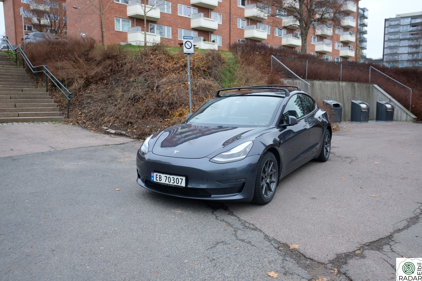 TESLA Model 3 Long Range AWD
