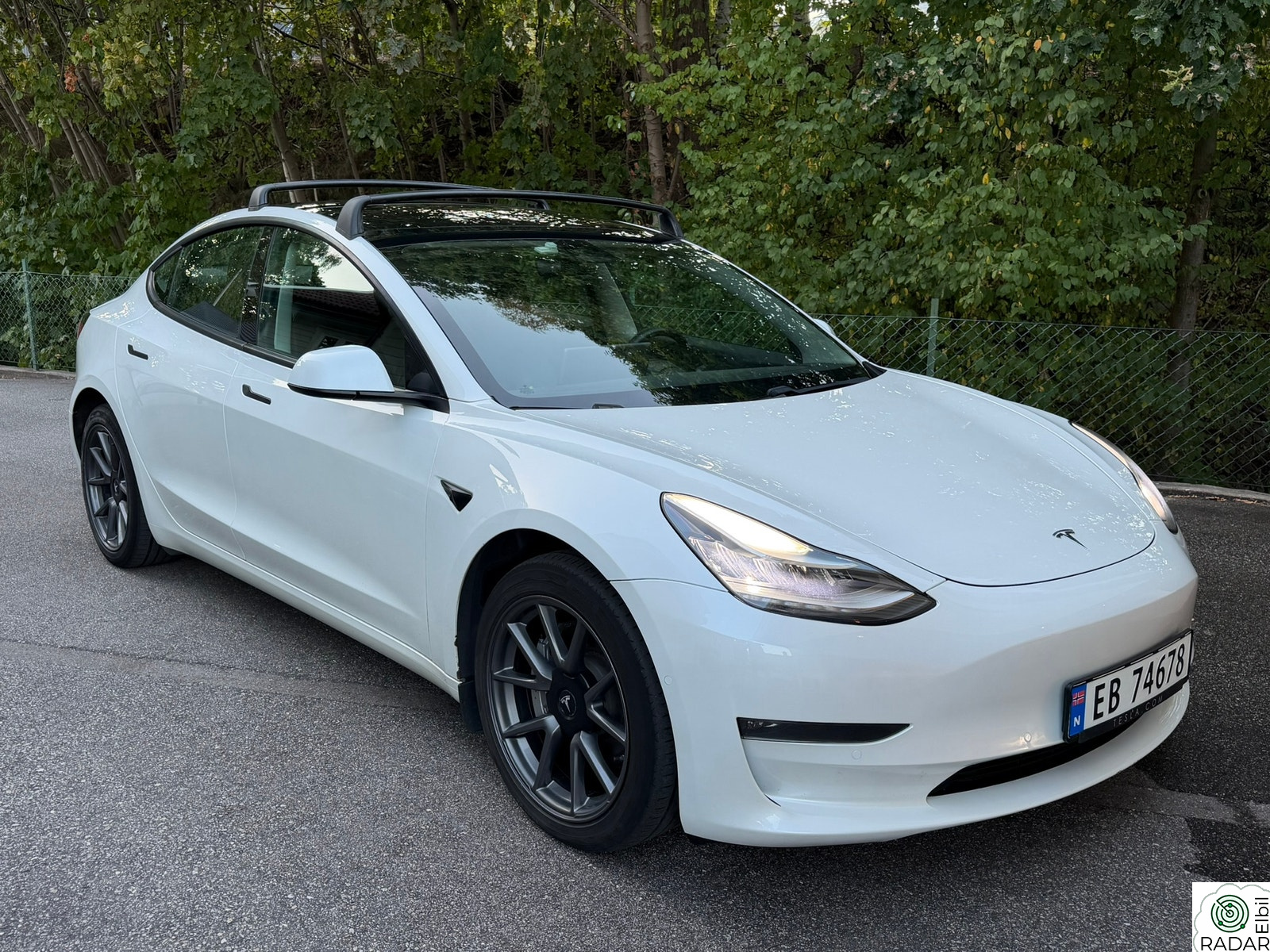 TESLA Model 3 Long Range AWD Facelift - Hengerfeste - Varmepumpe