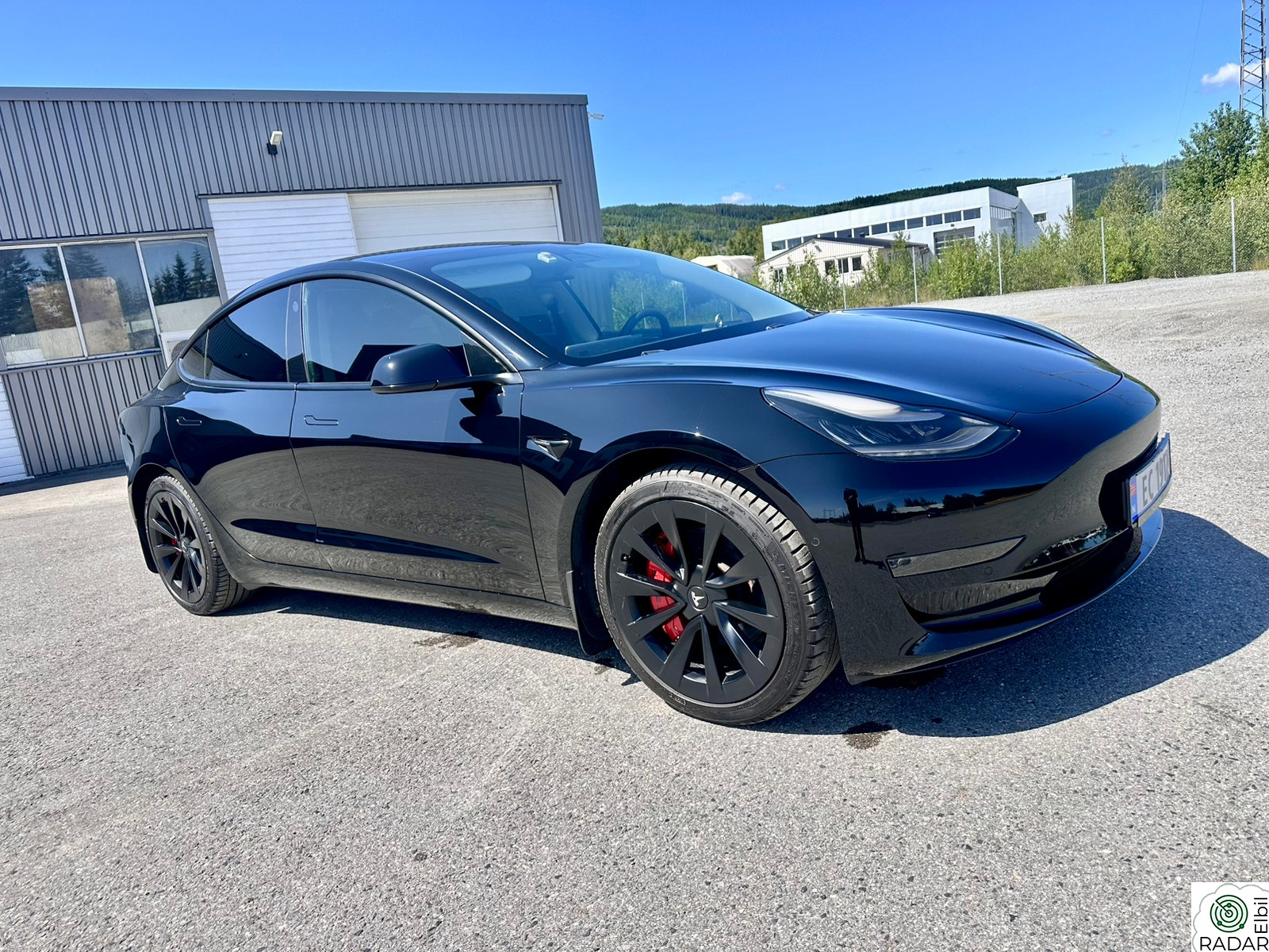 TESLA Model 3 Long Range AWD