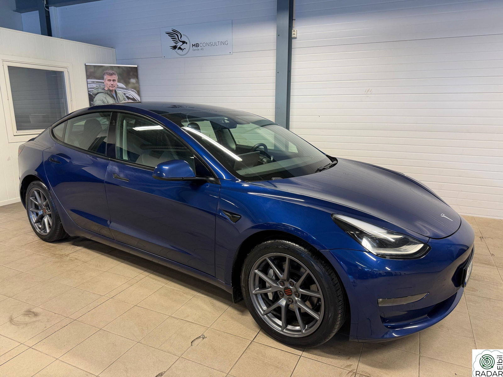 TESLA Model 3 Long Range AWD