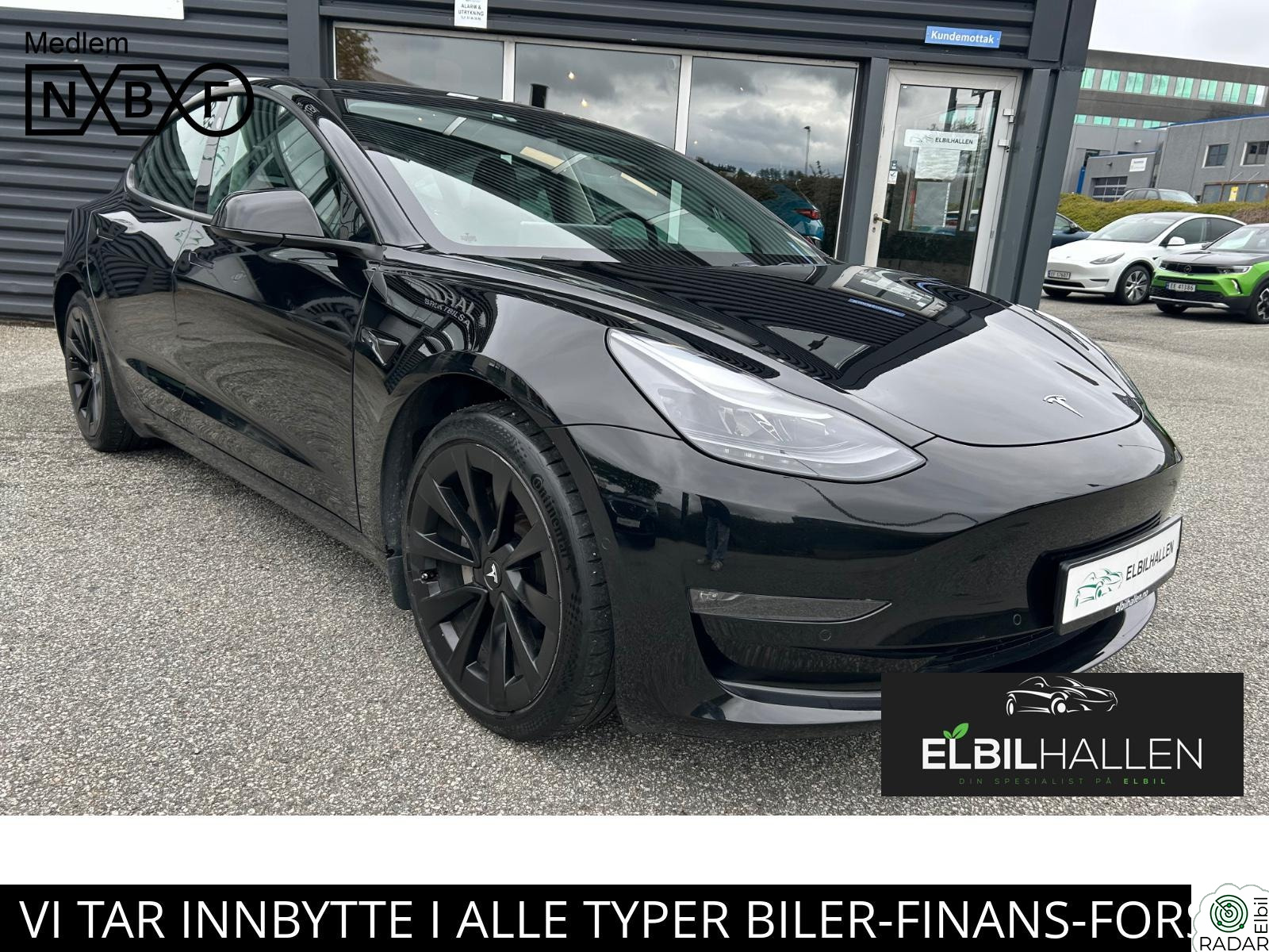 TESLA Model 3 LONG RANGE/AWD/PREMIUM/AUTOPILOT/ACC/KROK/NETFLIX ++