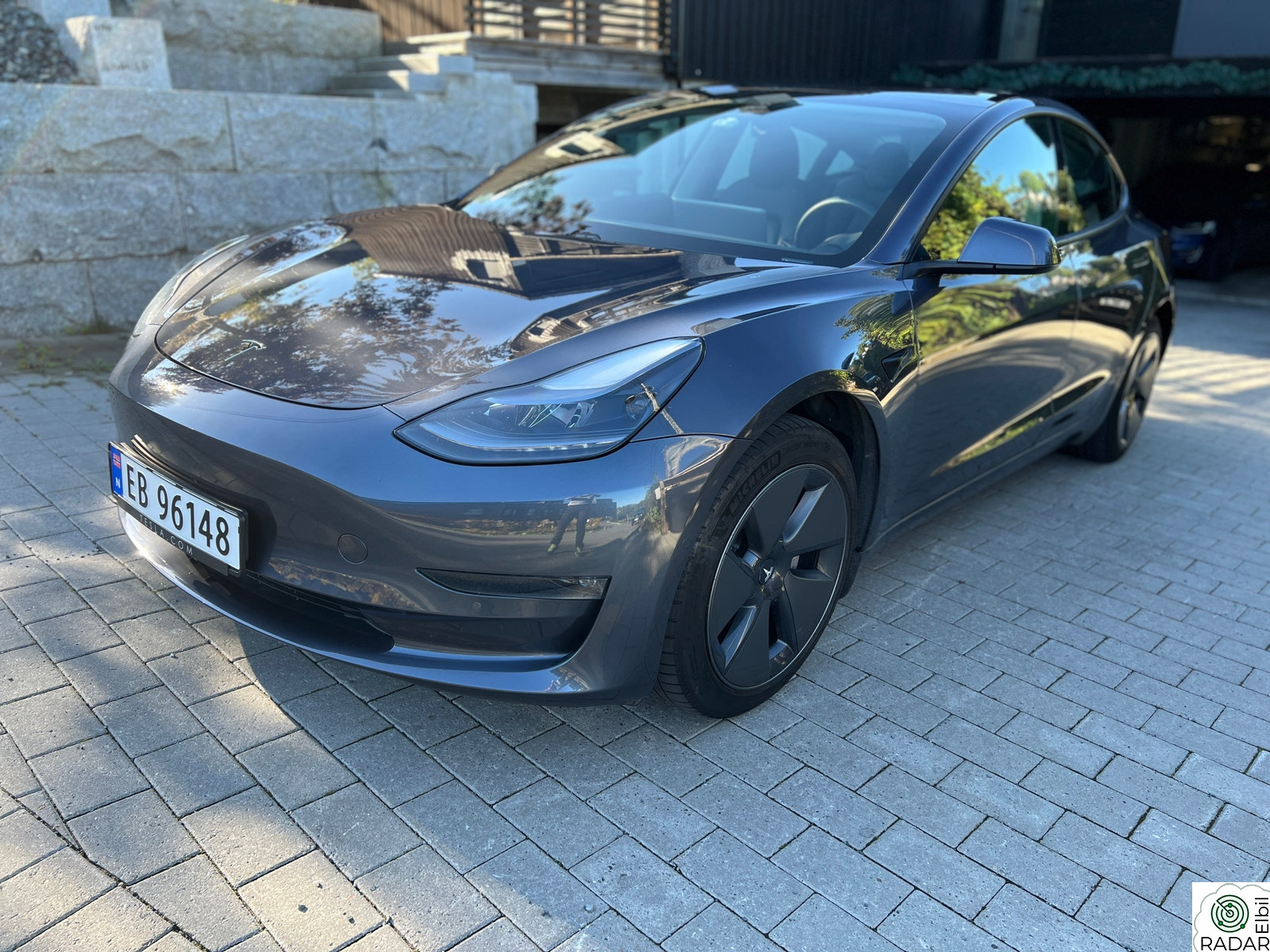 TESLA Model 3 Long Range AWD